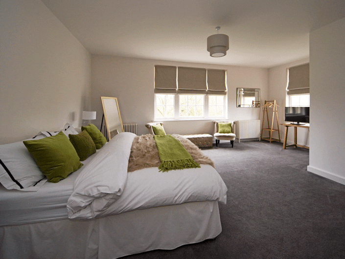 ROOM 1