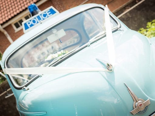 ANNEKE & PHIL – WEDDING CAR