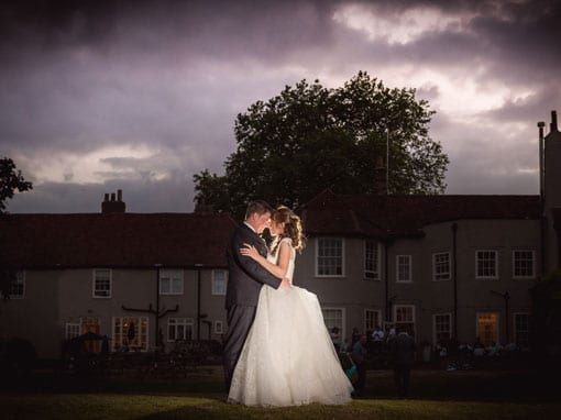 ANNEKA & PHIL – EVENING