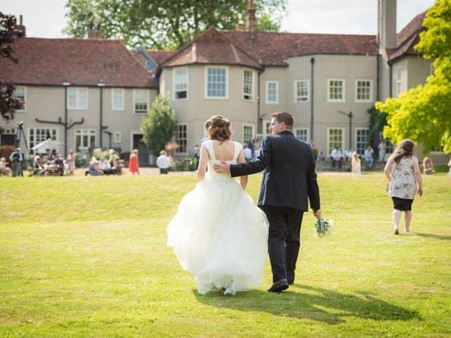 ANNEKA & PHIL – BACK TO THE PARTY