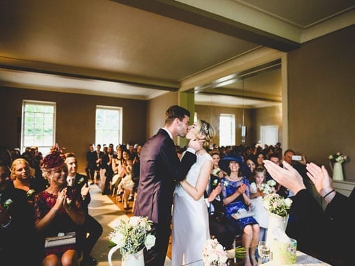 SIAN & ANDREW – THE KISS