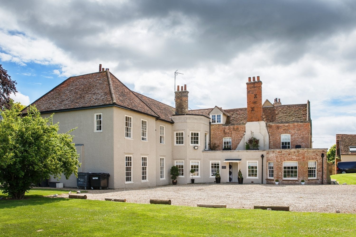 Why Choose An Exclusive Use Wedding Venue That Amazing Place