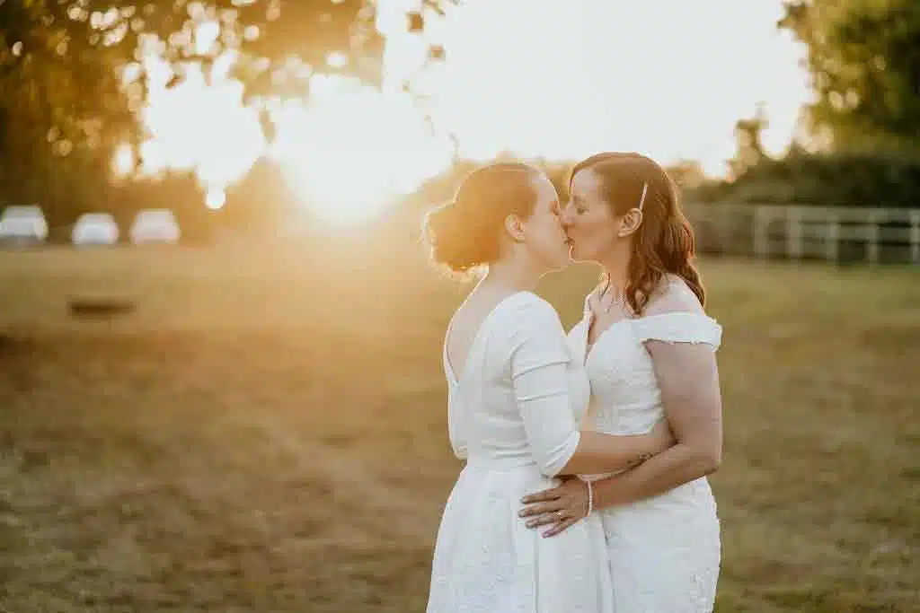 Holly and Hannah at That Amazing Place Harlow by Leah van Zyl Photography